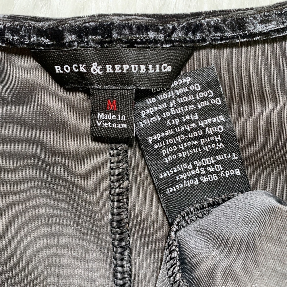 SOLD-Rock & Republic Crushed Velvet Sleeveless Top - Picture 7 of 8